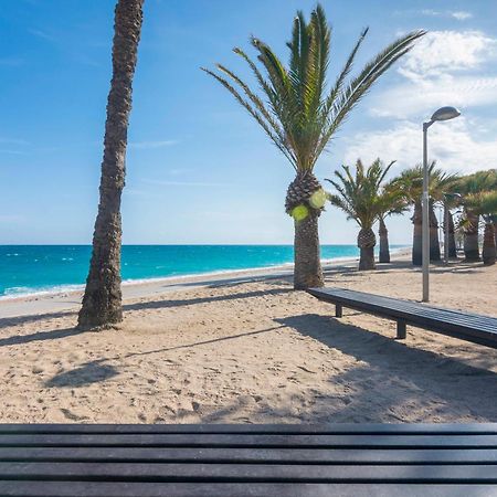 Homeholidaysrentals Atico Ocean Pineda de Mar Exterior photo
