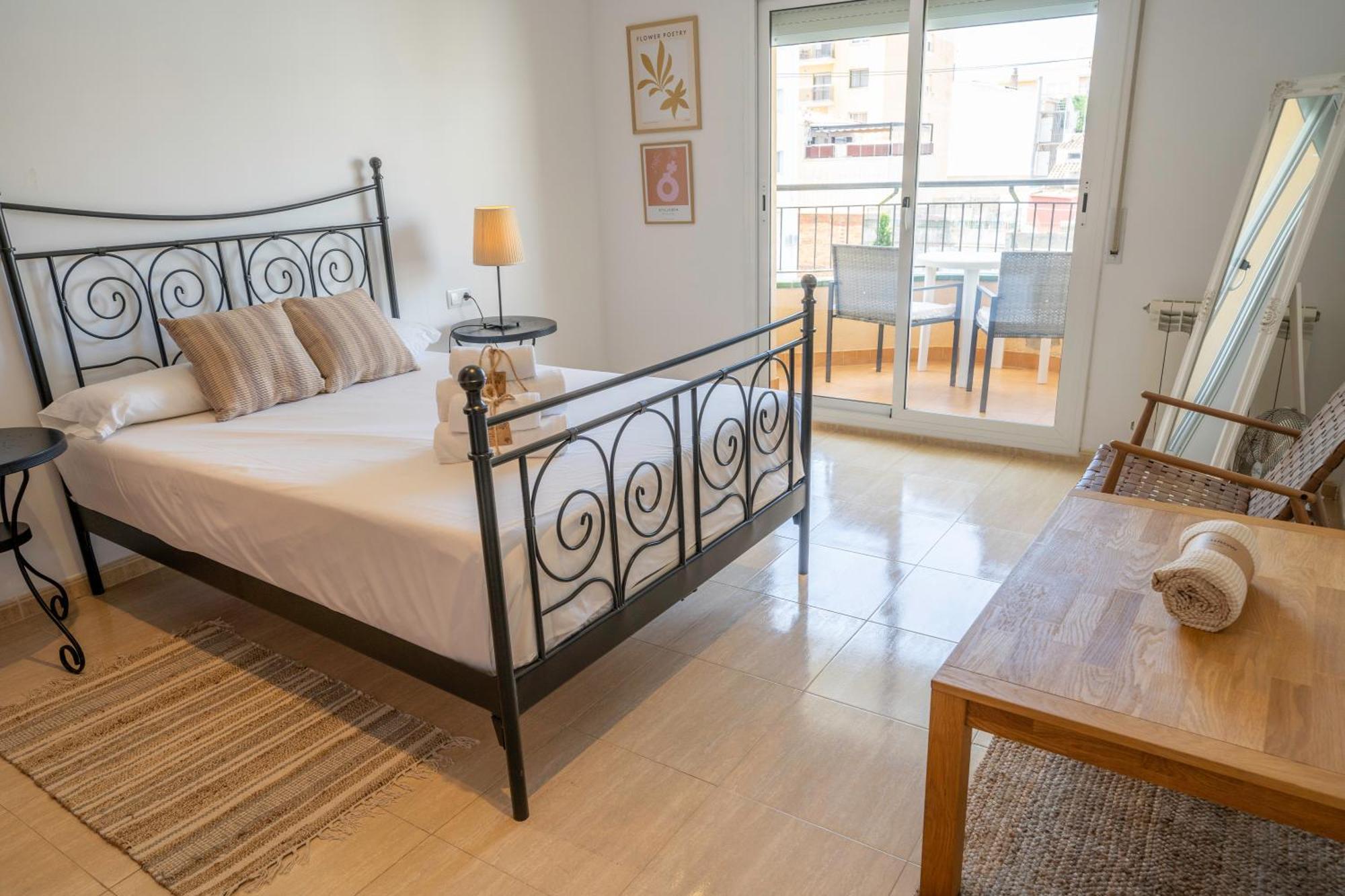 Homeholidaysrentals Atico Ocean Pineda de Mar Exterior photo